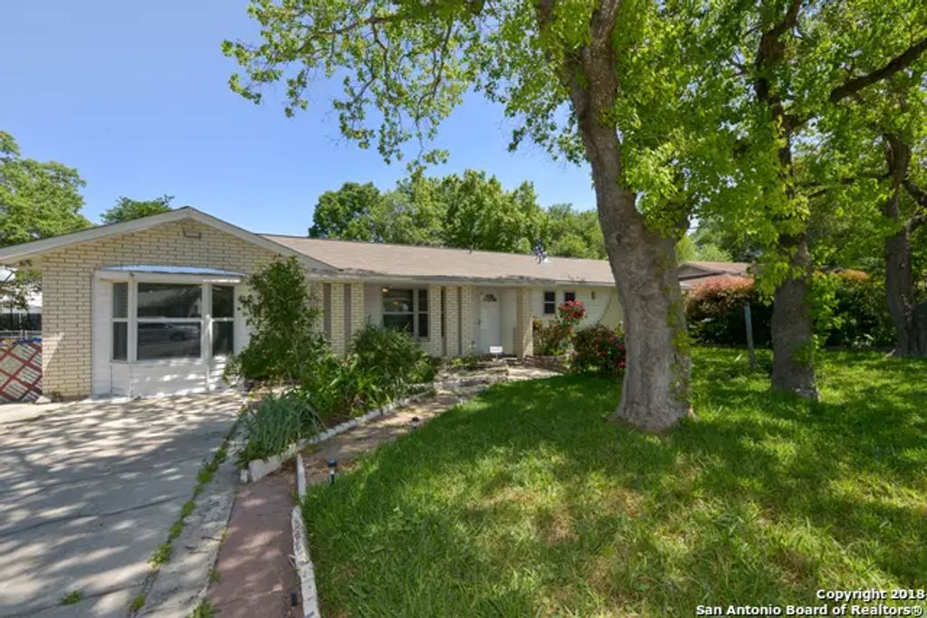 1214 Kenrock St, San Antonio