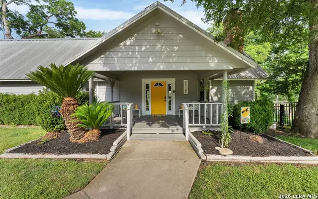 302 Shangrila Ln, New Braunfels