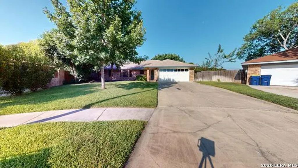112 Tomahawk Cir, Cibolo