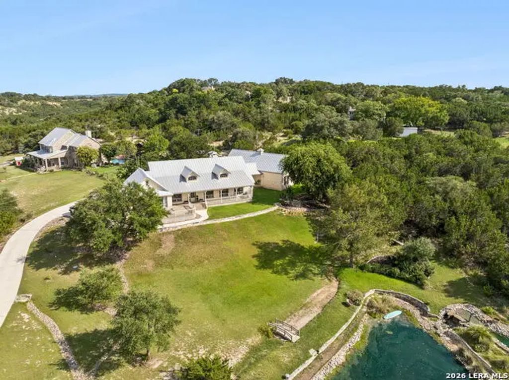 309 Lake View, Boerne