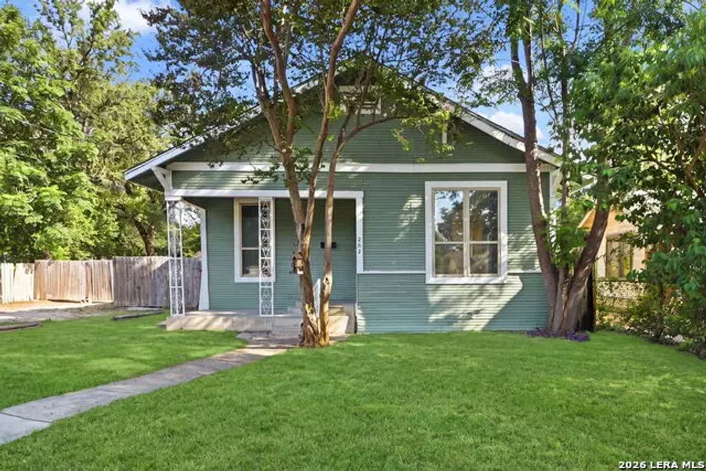 262 E Southcross Blvd, San Antonio
