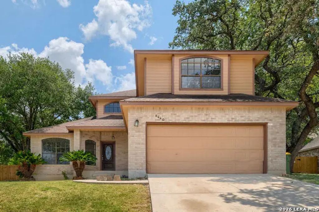 8440 Phoenix Ave, Selma