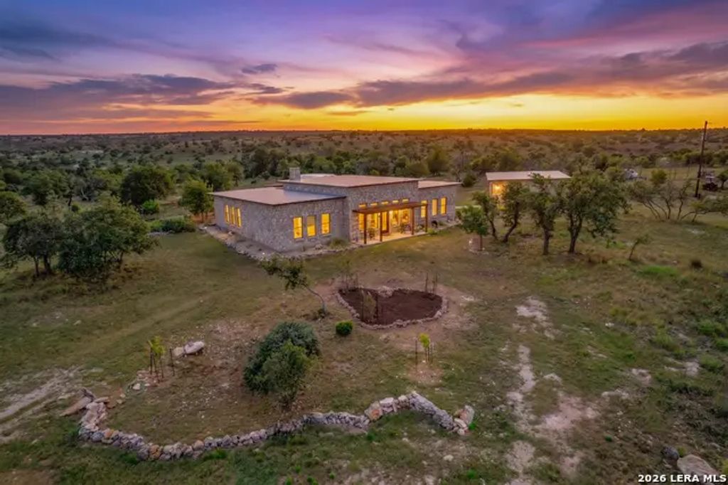 2201 Poverty Hill Ranch Rd, Fredericksburg