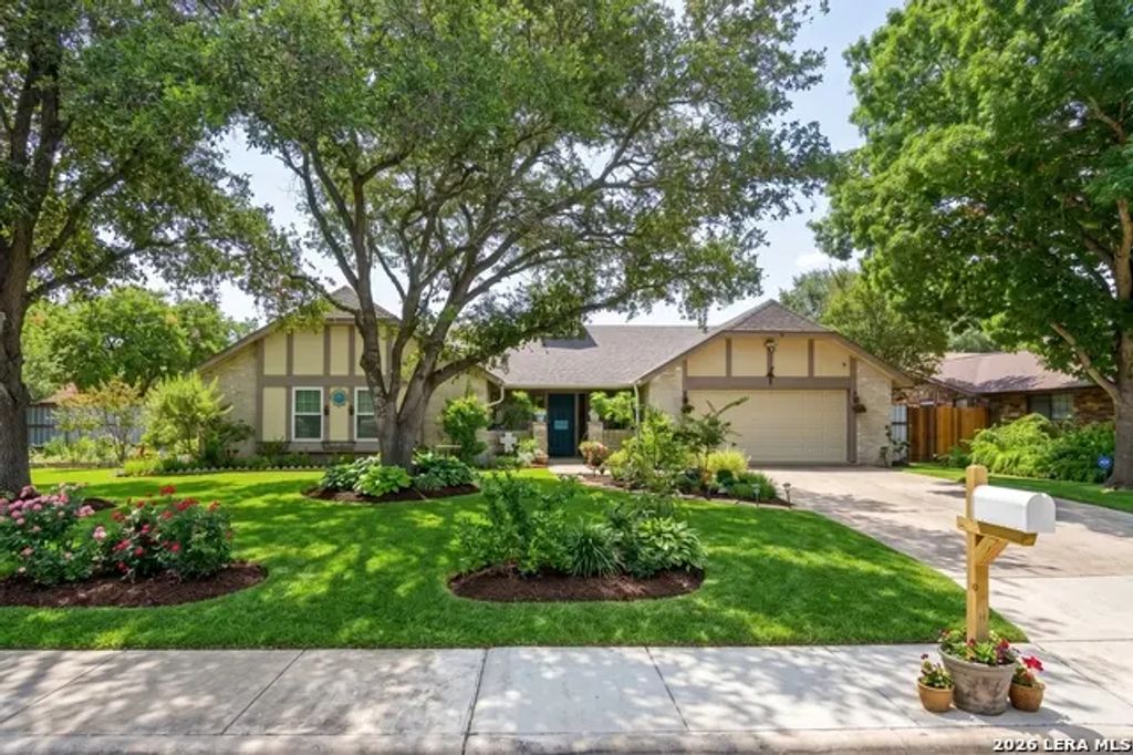 7346 Hidden Hls N, San Antonio