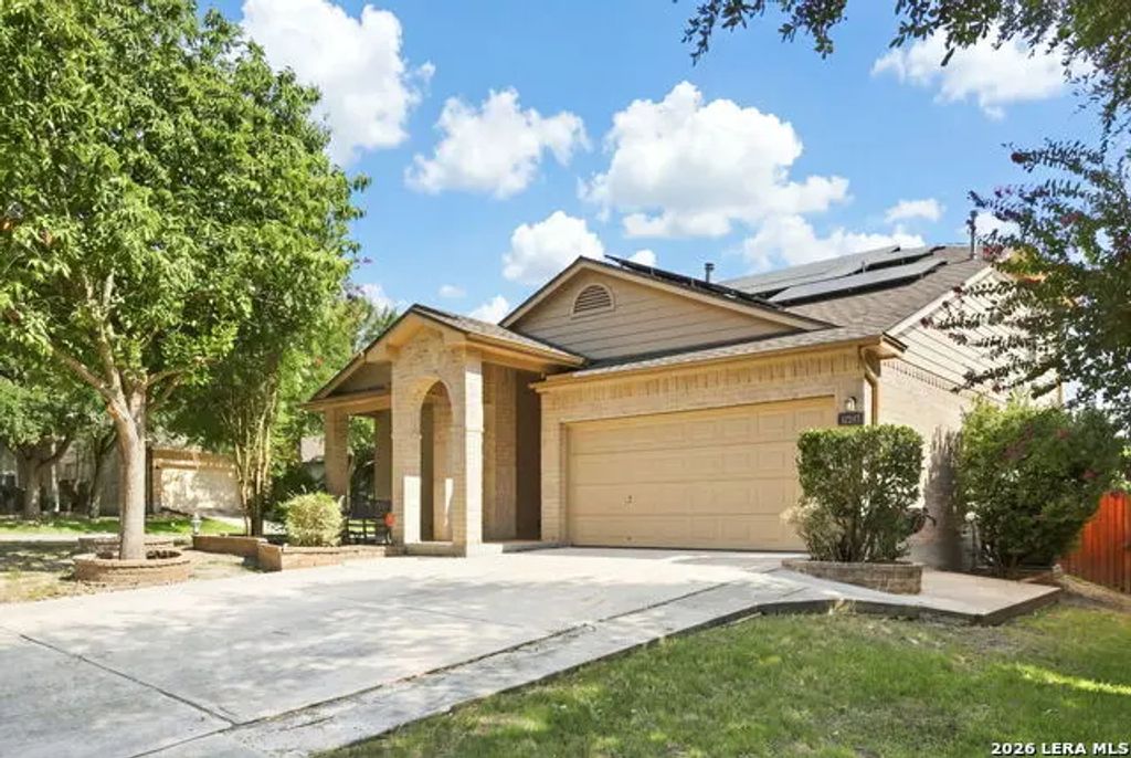 12243 Eden Ml, San Antonio