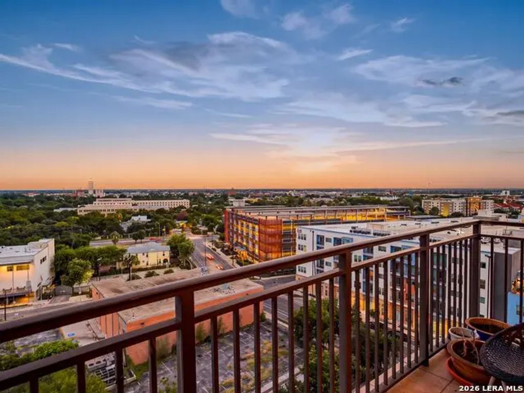 230 Dwyer Avenue 904, San Antonio