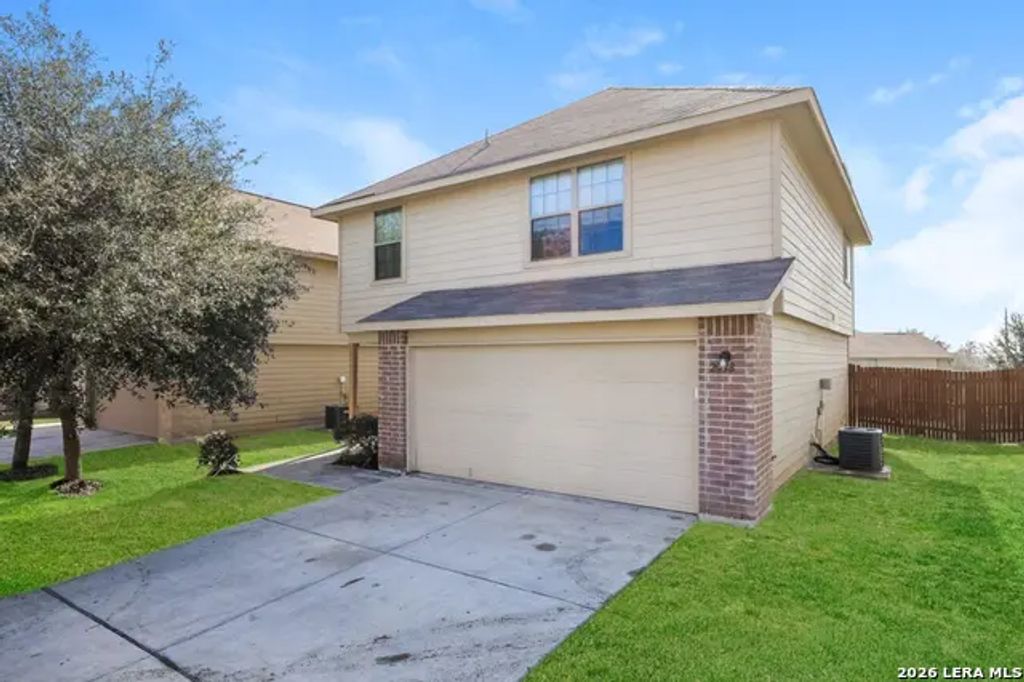 2038 Catfish Pond, San Antonio