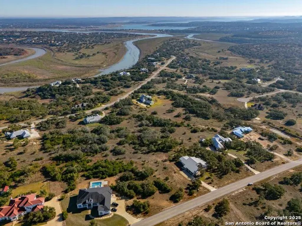 2136 Senora Ridge, Canyon Lake