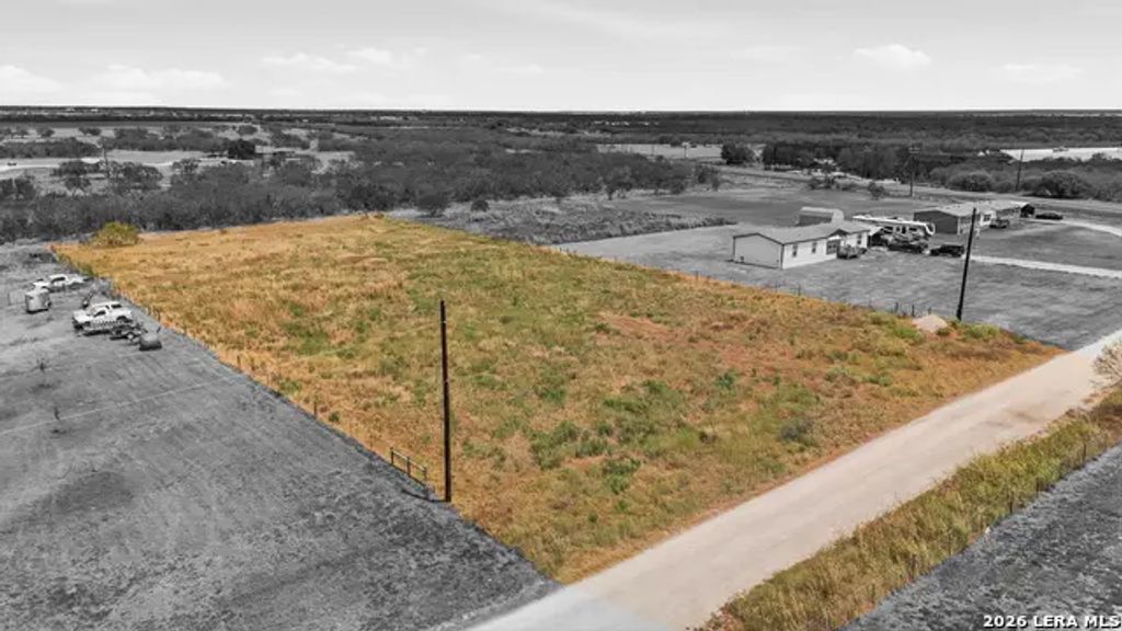 Lot 3 Private Rd 3042, Gonzales