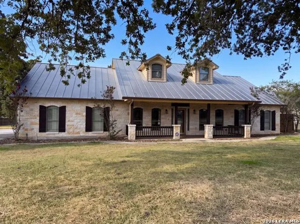 197 Vintage Ranch Cir, La Vernia
