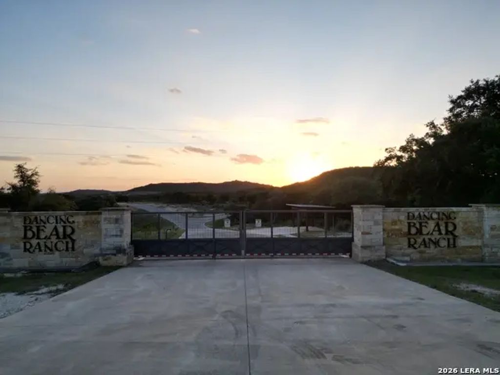 Lot 9 Pr 1708, Mico
