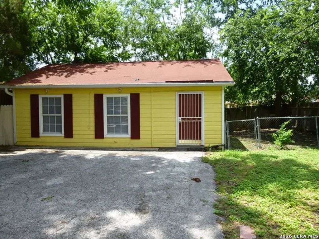 404 Donaldson Ave Rear, San Antonio