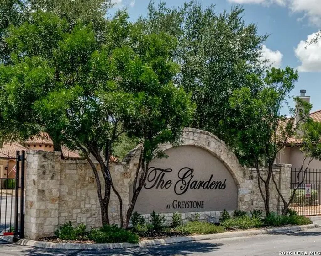 1406 Melanie Cir, San Antonio