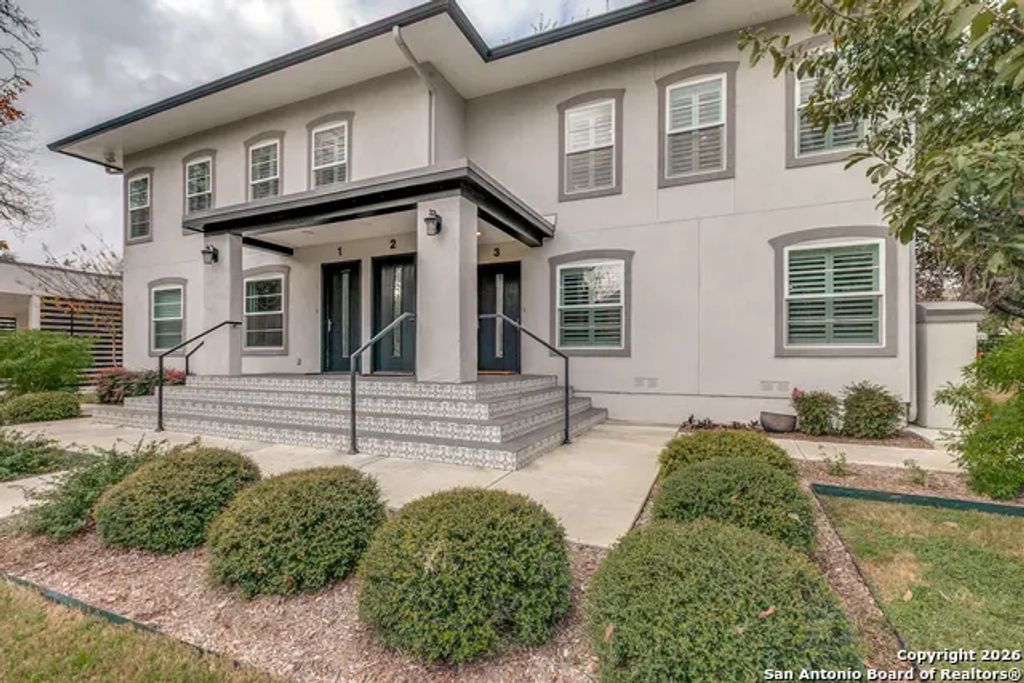 488 E Olmos 3, Olmos Park