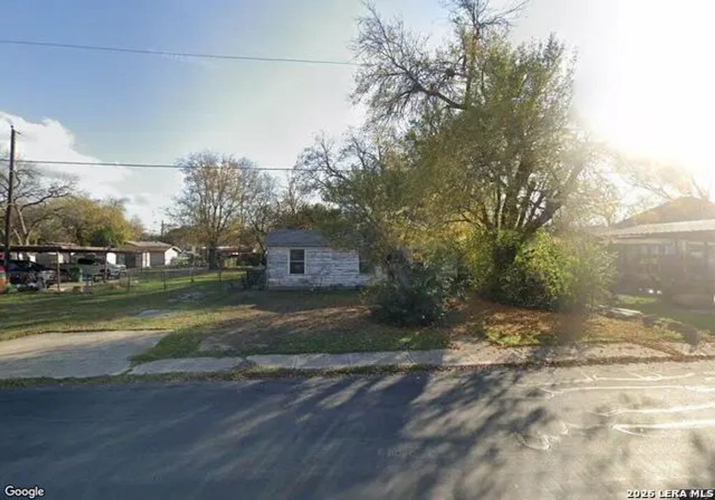 446 E Hart Ave, San Antonio