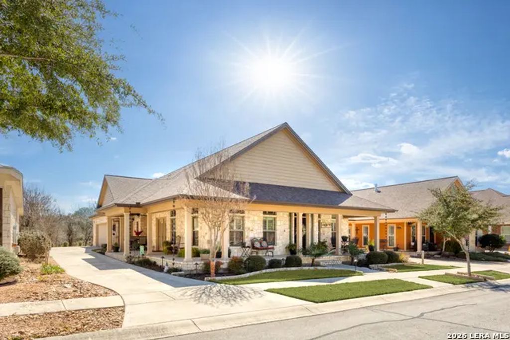 1458 Janets, New Braunfels
