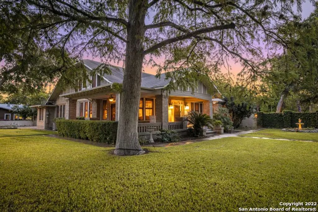 390 S Guenther Ave, New Braunfels