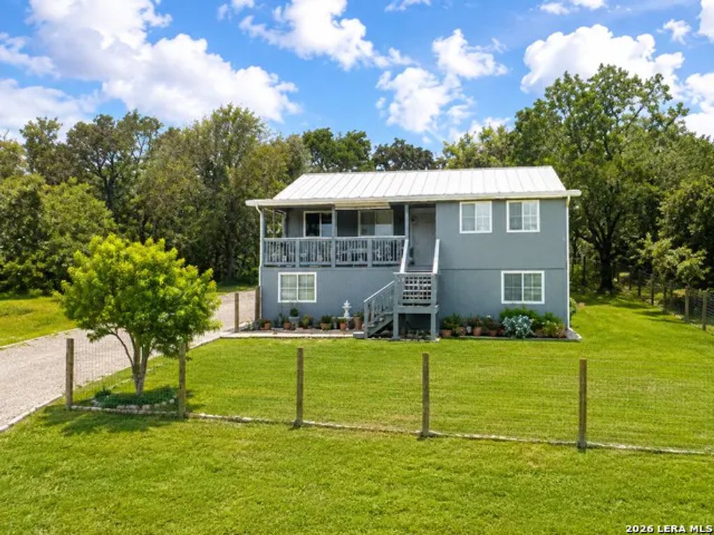 1089 High Point, Spring Branch