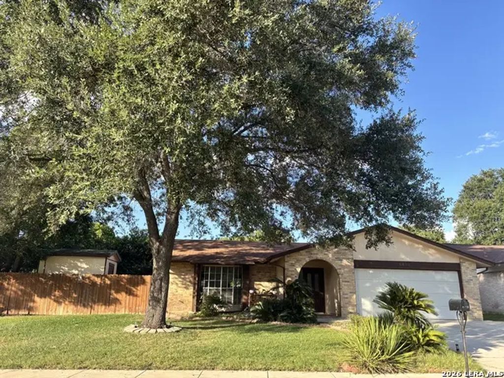 6850 Mickey Mantle Dr, San Antonio