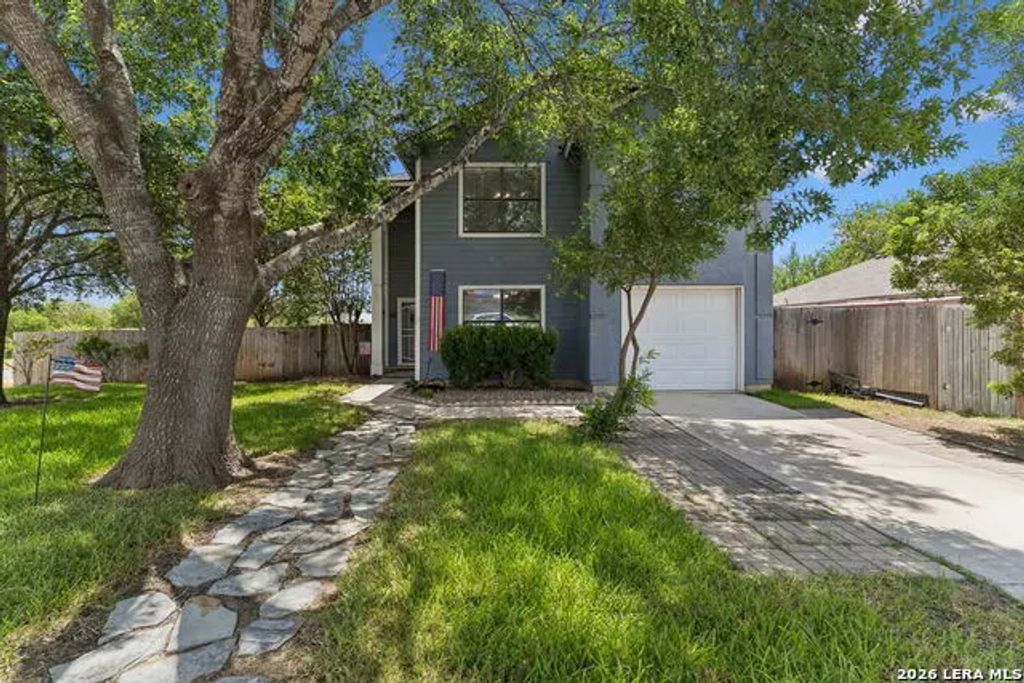 502 Meadow Frg, Converse