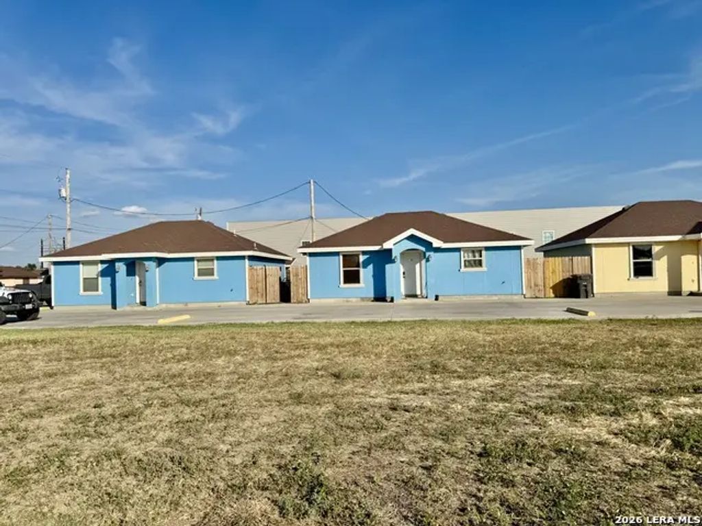 26 Loma Linda, Eagle Pass