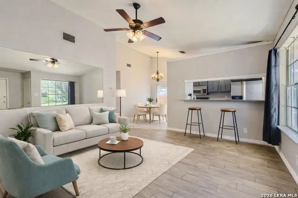 5050 Ayrshire, San Antonio
