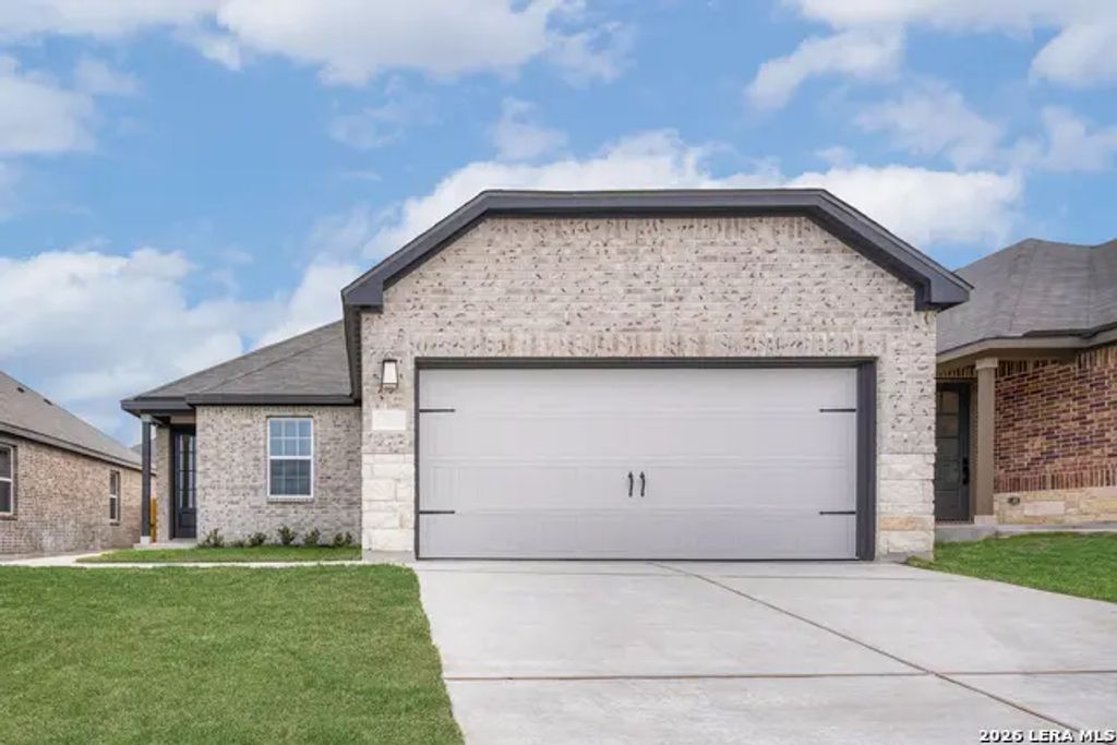 6622 Thorpe Hollow, Converse
