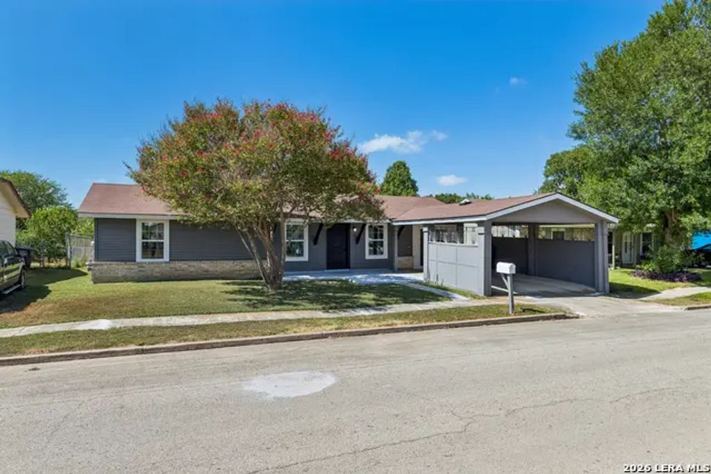 5530 Prairie Flower, San Antonio