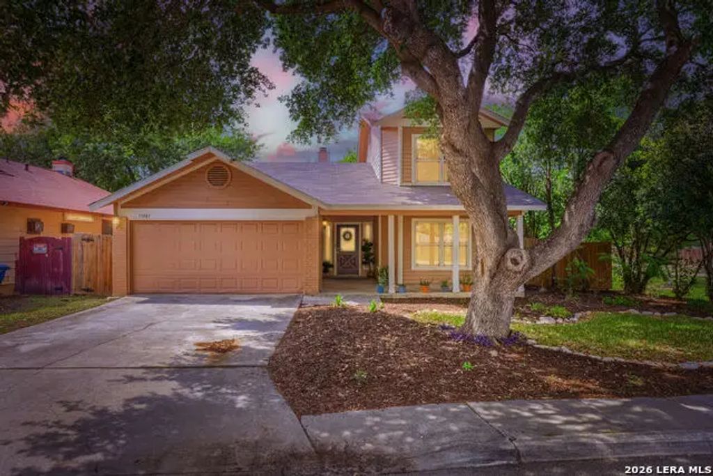 13043 Feather Ridge Dr, San Antonio