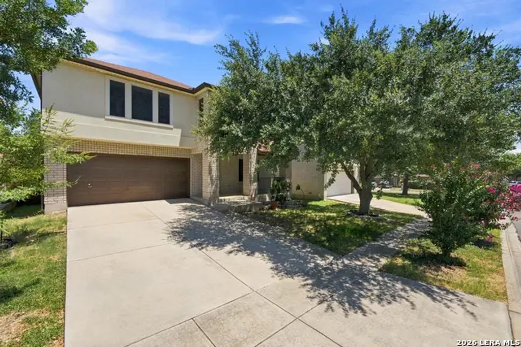 7505 Forest Stream, Live Oak