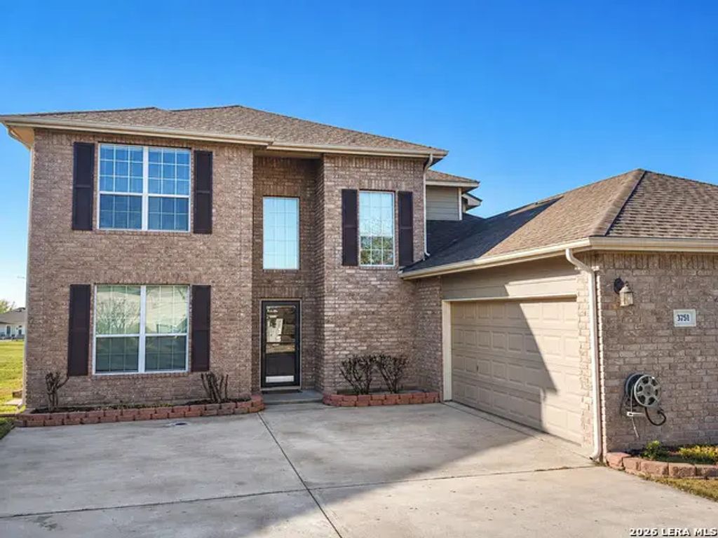 3751 Columbia, Cibolo