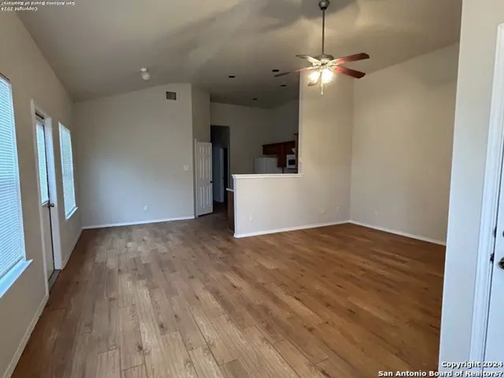 5618 Golf Mist 1, San Antonio