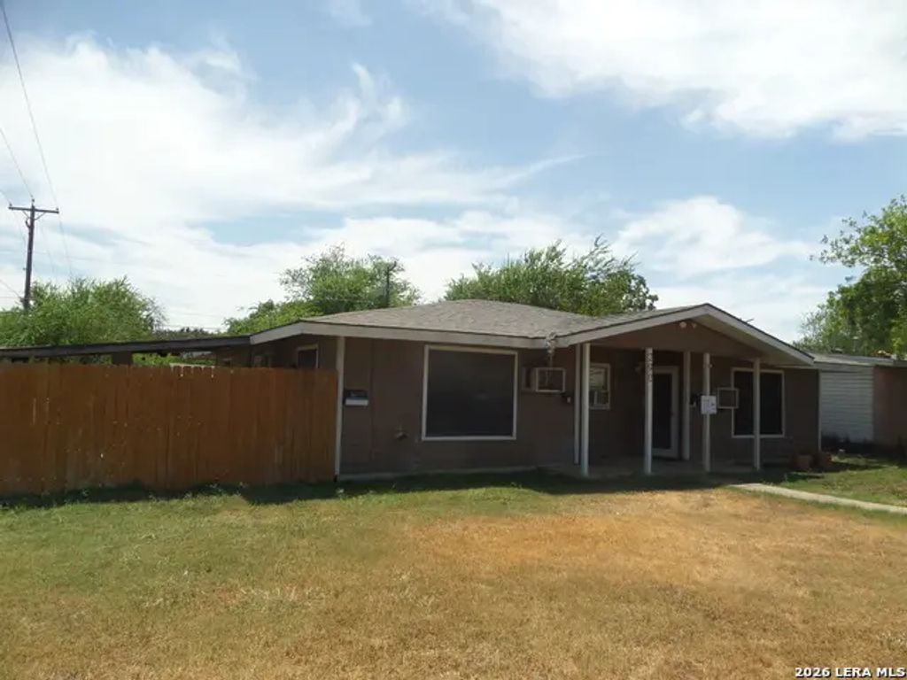 290 Harcourt Ave. 2, San Antonio