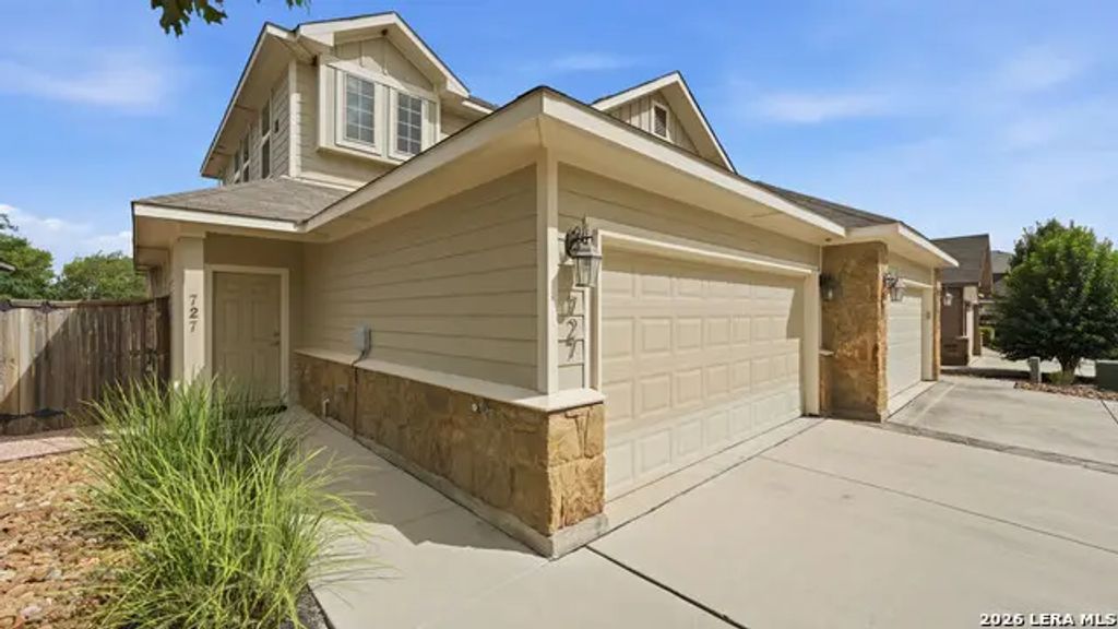 727 Gristmill Dr, New Braunfels