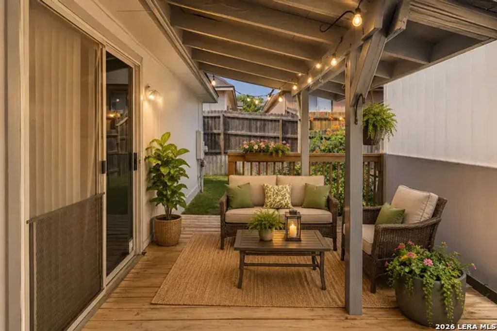 3130 Stoney Grv, San Antonio
