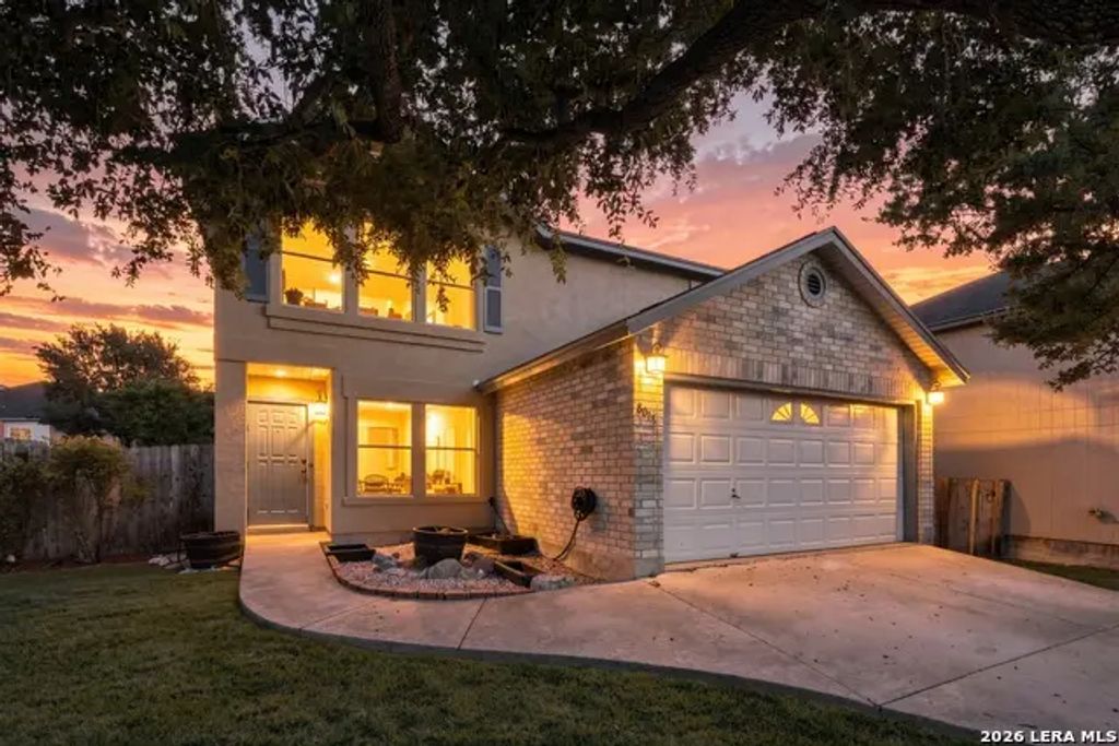 8018 Chestnut Bluff Dr, Converse