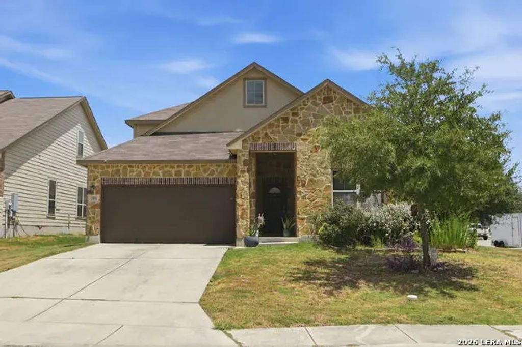 726 Gray Cloud Dr, New Braunfels