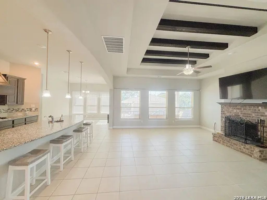 268 Englewood Ln, Castroville