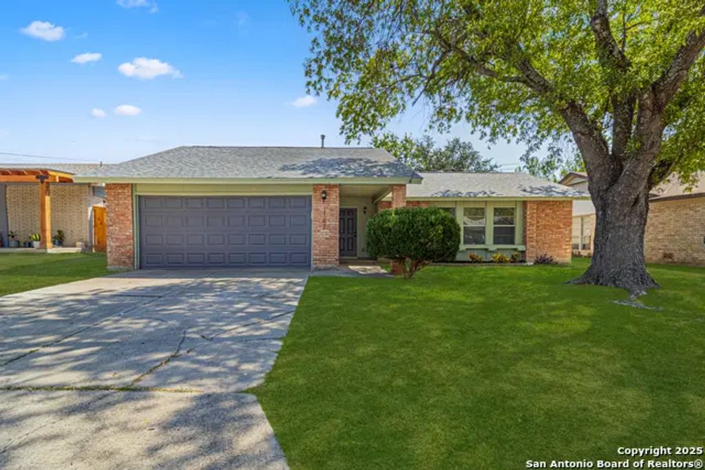 1142 Churing, San Antonio