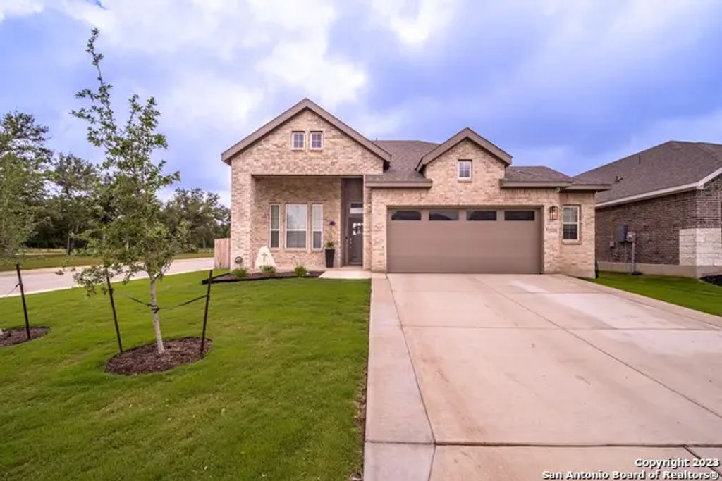 2909 Mindel St, New Braunfels