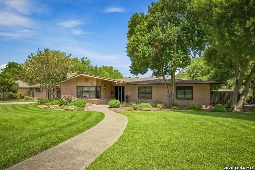 211 Sharon Dr, San Antonio