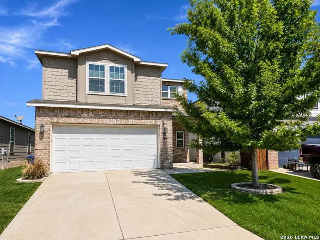 443 Harvest Pt, Schertz