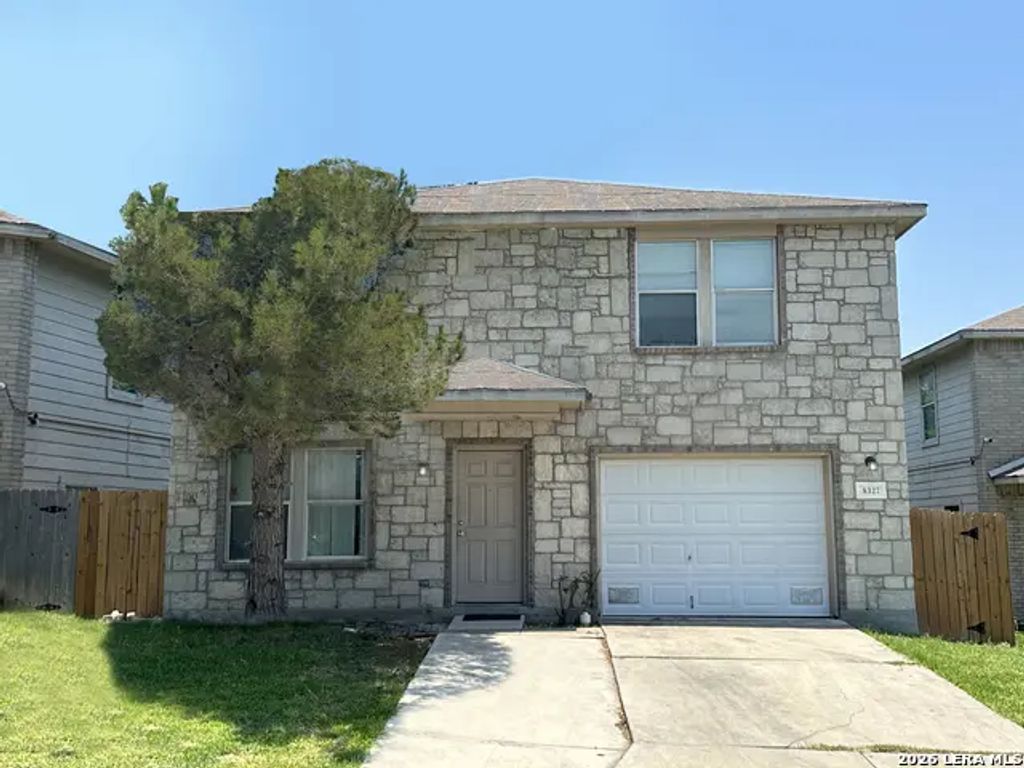 8327 Steep Valley, Converse