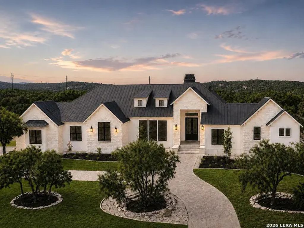 11221 Ensor, Boerne