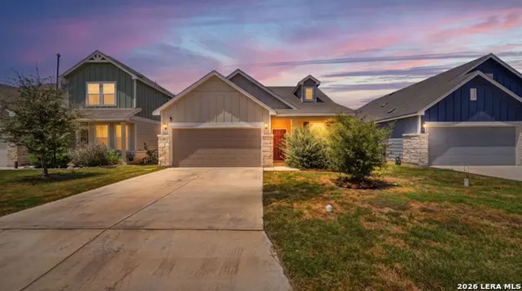 165 Wild Creek Rd, Seguin