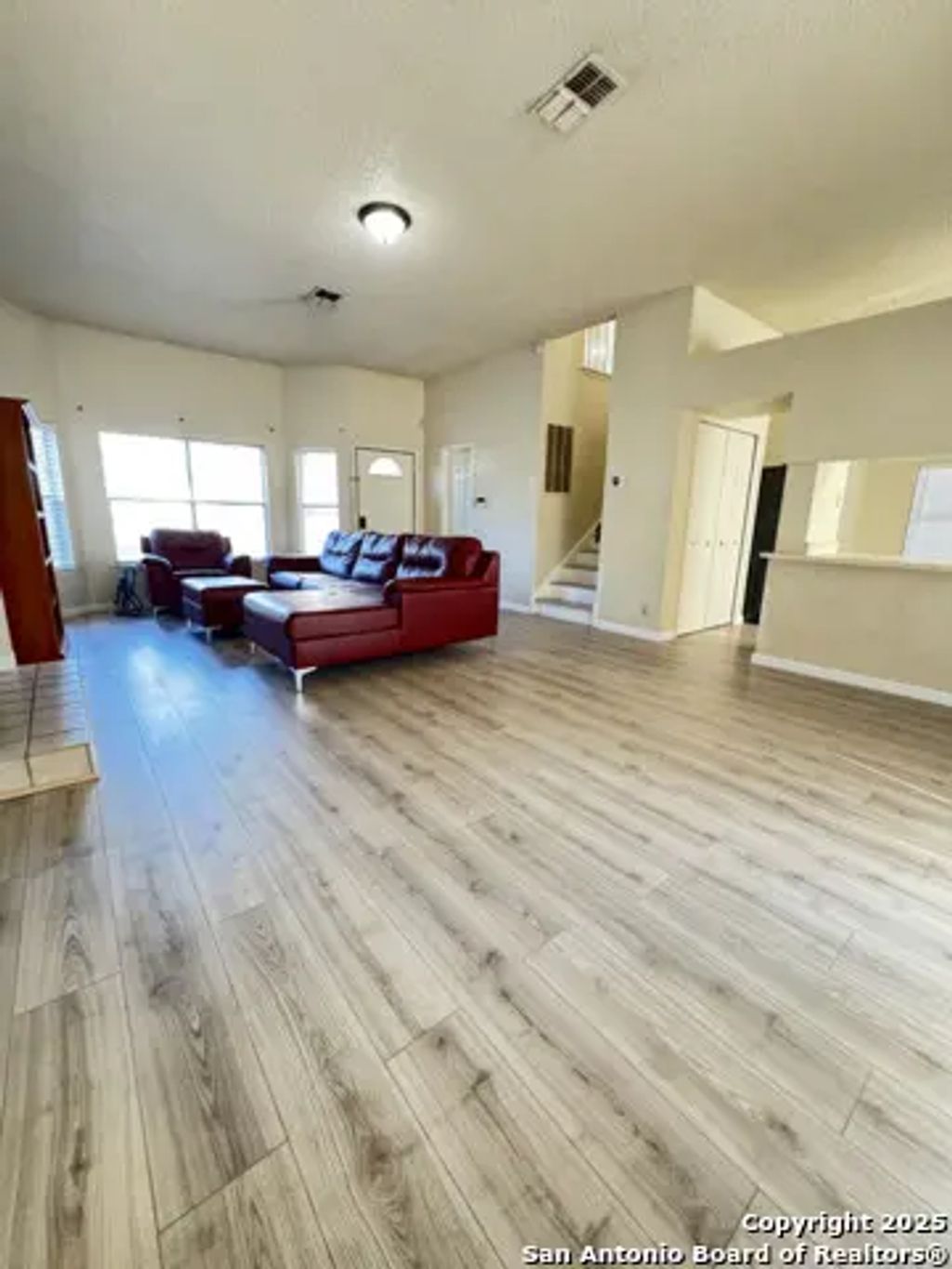 230 Saddlebrook Dr, San Antonio