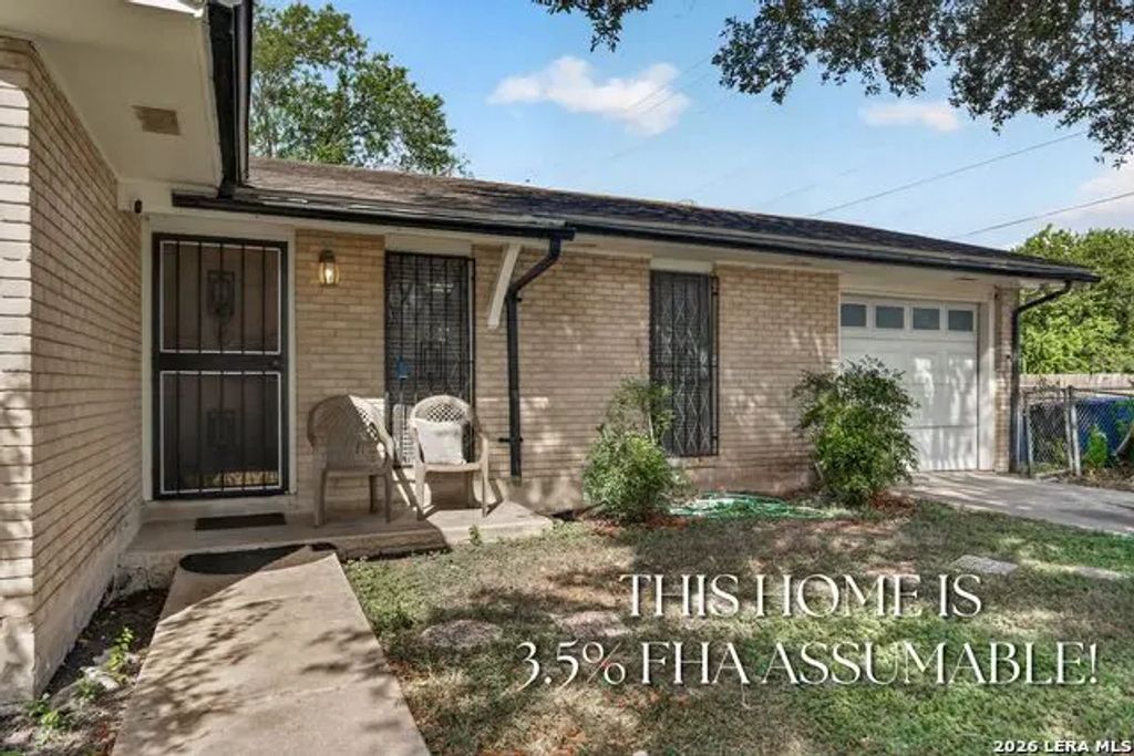 335 Park Plz, San Antonio