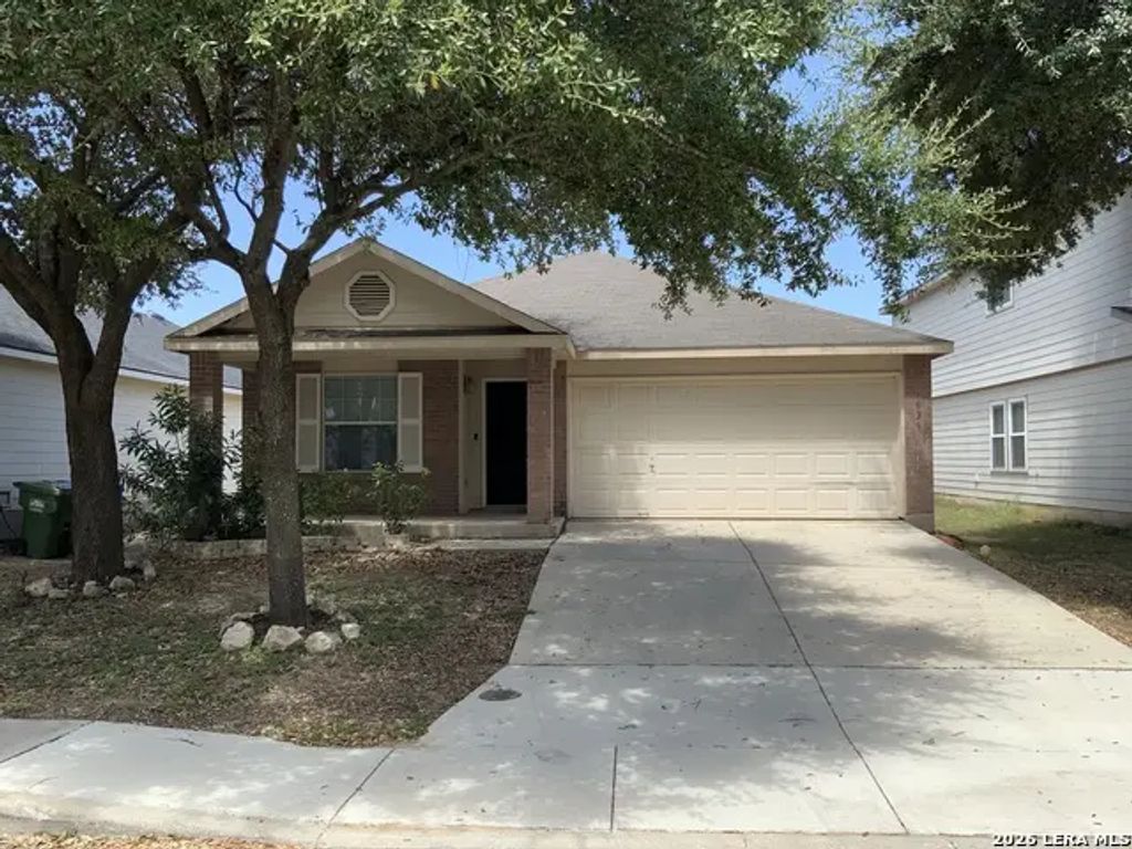 7923 Maple Leaf, San Antonio