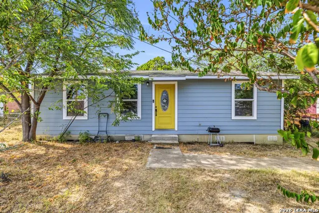 937 Avenue K, Poteet