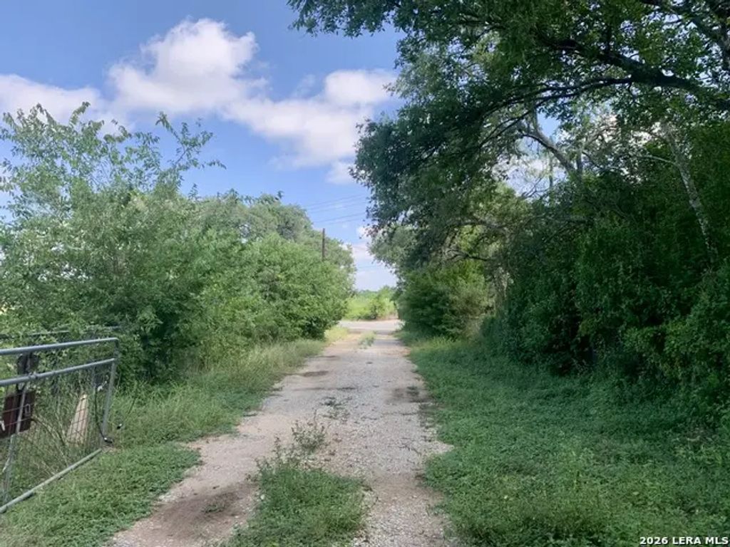 12330 Lower Seguin Rd, Schertz